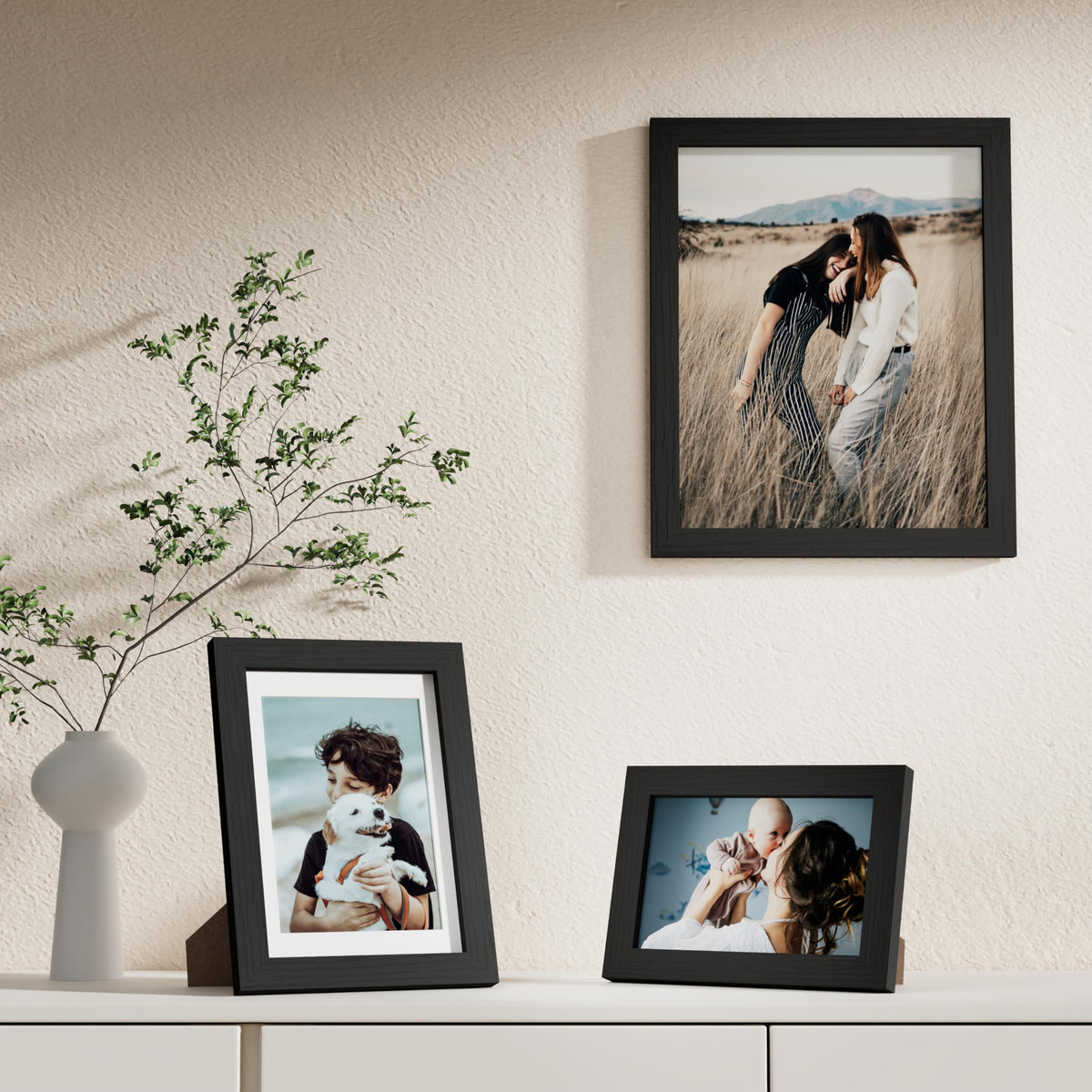 Vittanly 4x6 black frame on table for desk displays.