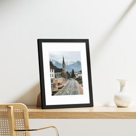 Vittanly easel back setup suitable for desks and mantels