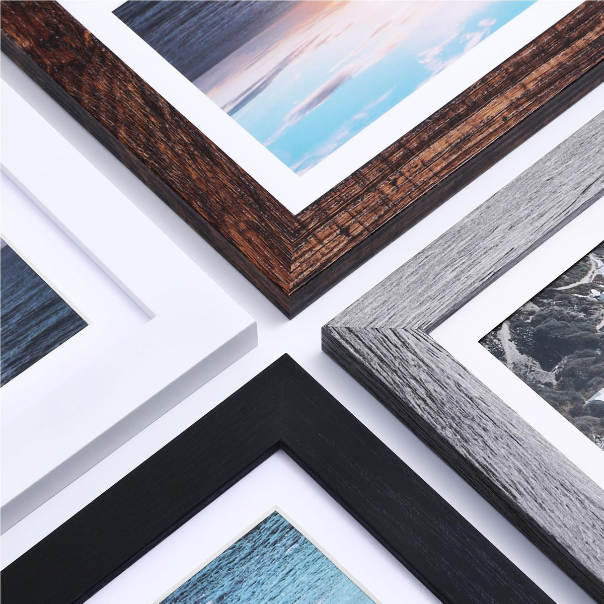 Vittanly multi-size set enables cohesive gallery arrangements.