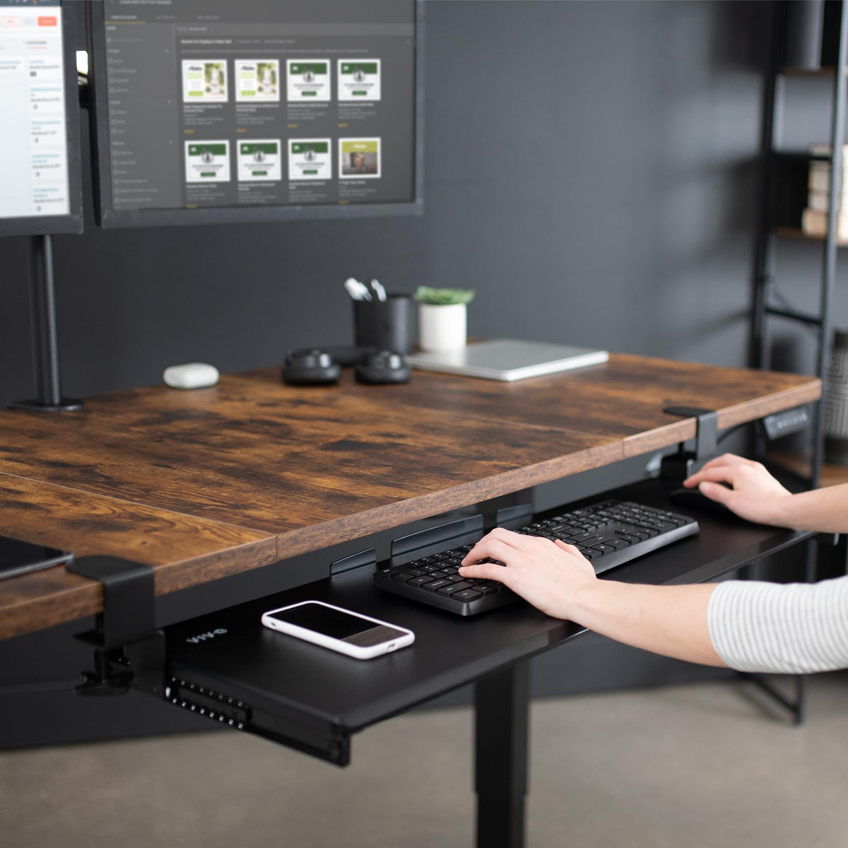 VIVO MOUNT-KB15EB tray extension reaches the desk edge for easy access