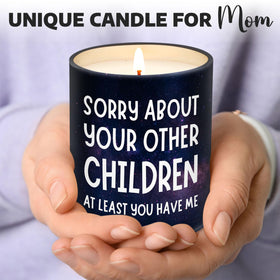 VIWIX 10oz mom candle, a thoughtful birthday gift with a playful message.