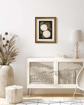 VIYYIEA versatile wall decor can be swapped to refresh your space.