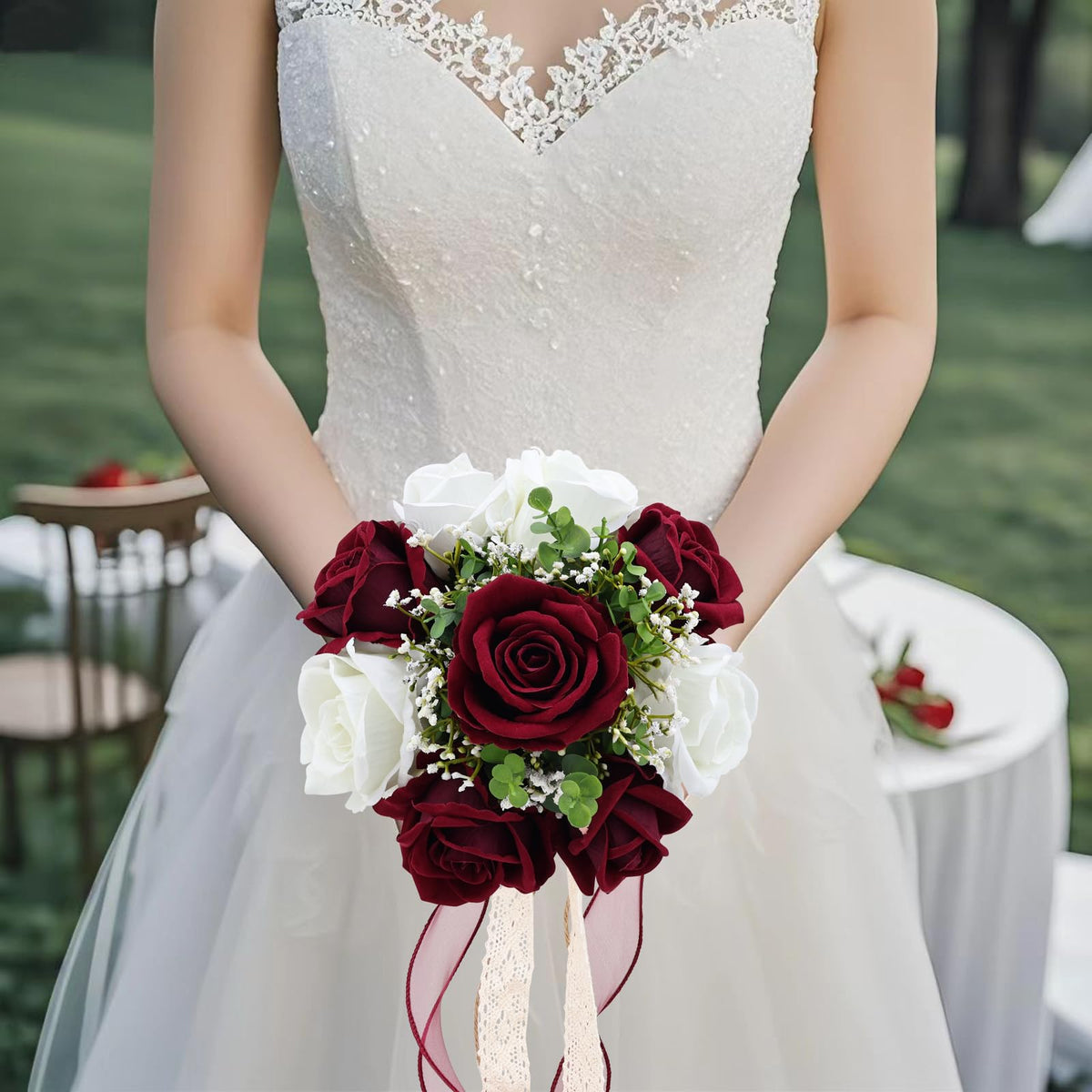 Vkkperp versatile bouquet suitable for centerpieces or toss events.