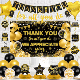 Vlipoeasn balloon set provides ample decor for full party spaces.