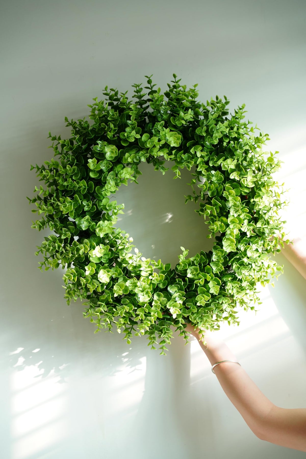 Vlorart boxwood wreath easy care—dust wipe when needed