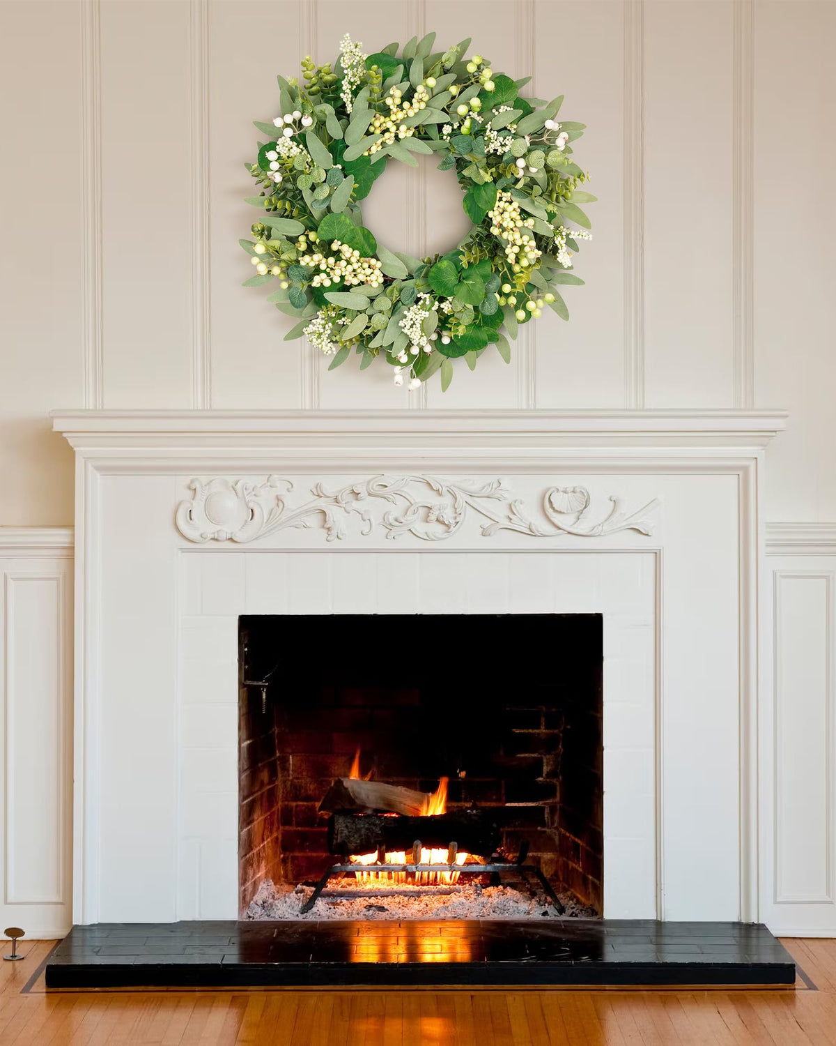 Vlorart wreath suited for indoor and outdoor spaces year round.