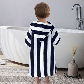 VOOVA & MOVAS black and white striped towel adds playful style