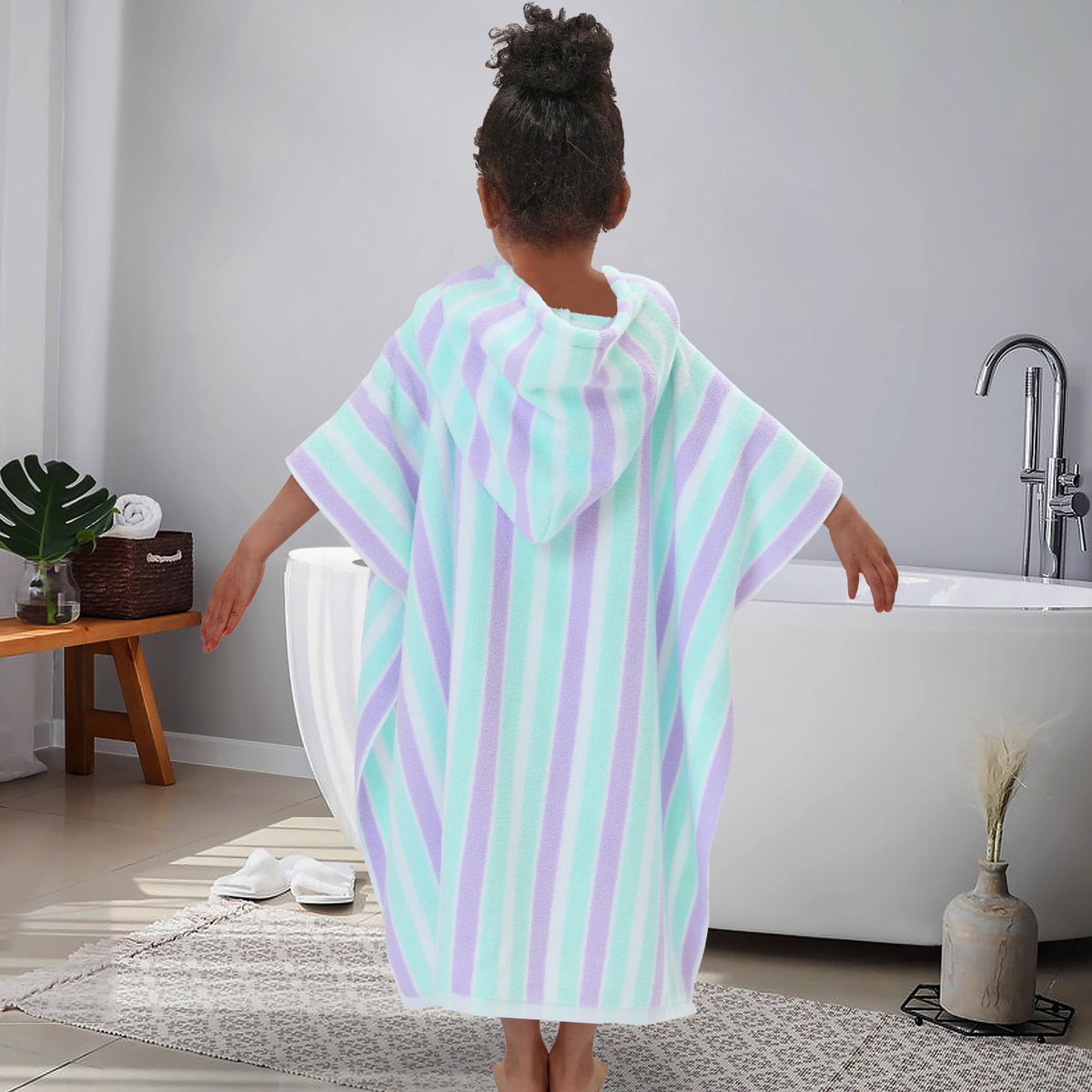 VOOVA & MOVAS lightweight-robe-poncho, easy post-swim wear.