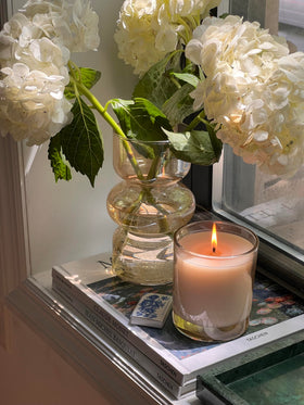 Votivo Red Currant top view highlights elegant jar design