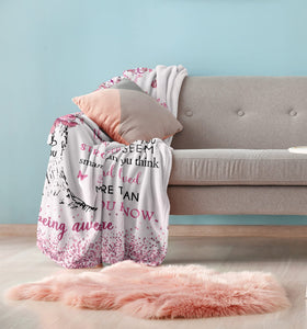 Vuinezo Sweet 16 Blanket care tag, easy wash and color retention.