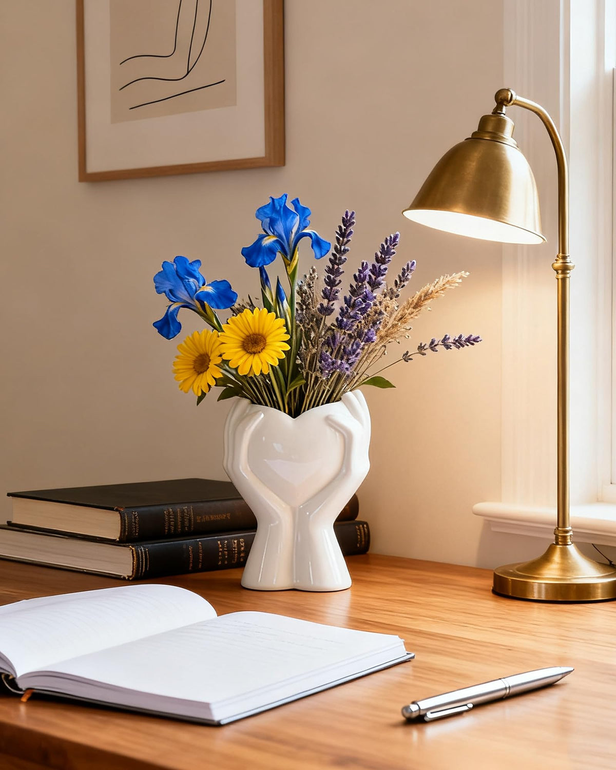 VUZDVJO Nordic home centerpiece vase for shelves and mantel.