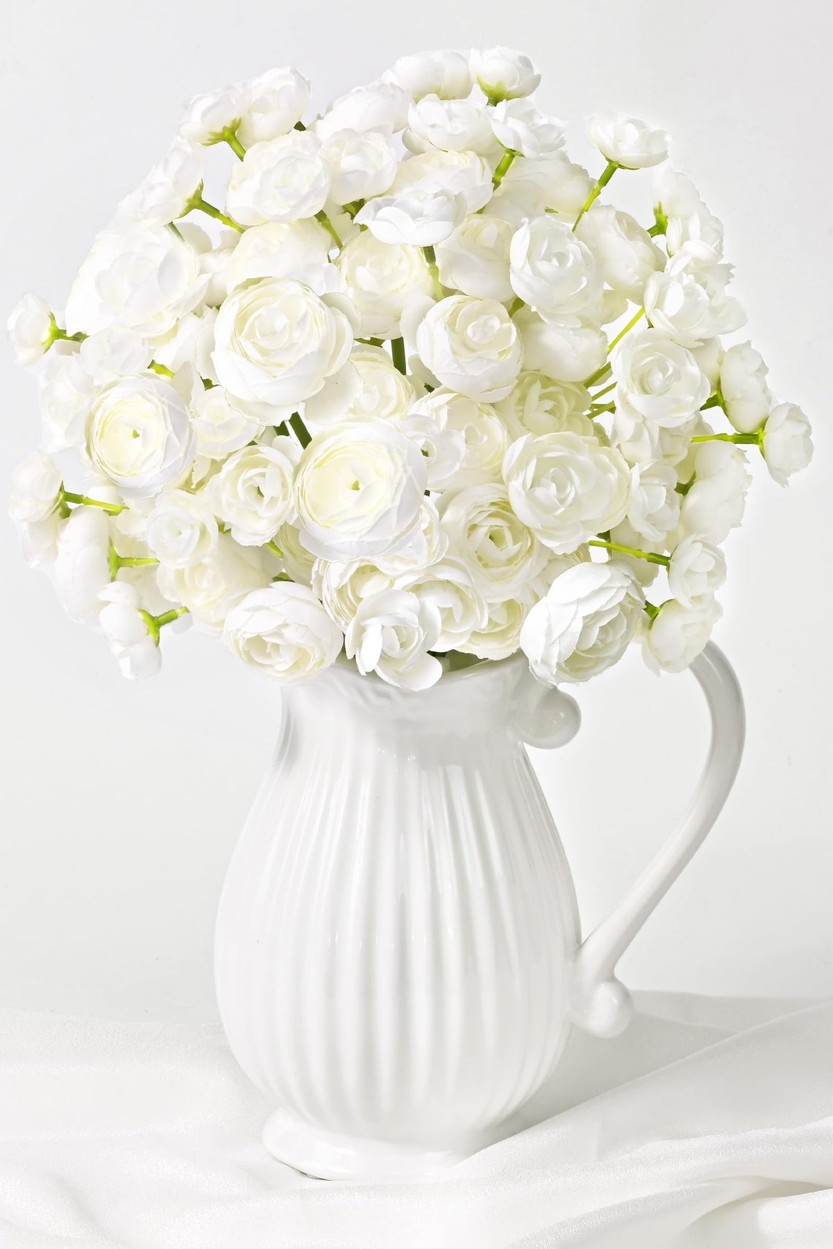 Waipfaru 14-inch stems provide versatile height for tall vases and graceful bouquets.