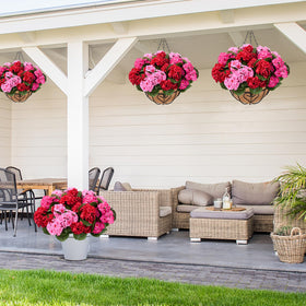 Waipfaru easy attach chains simplify instant outdoor display setup.