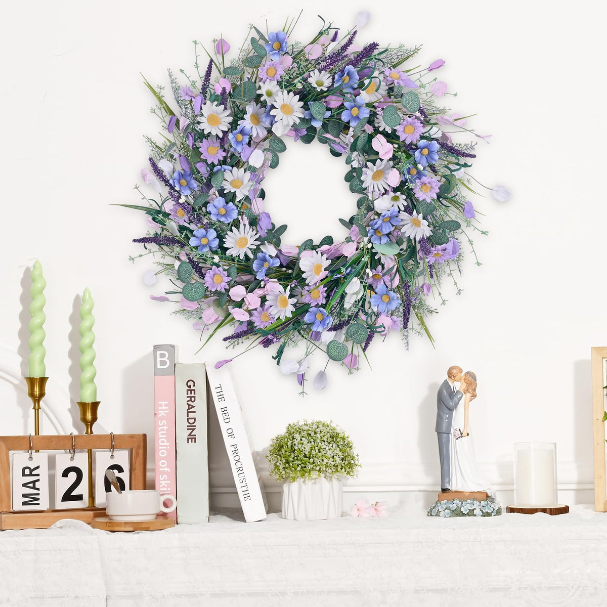 Waipfaru spring daisy wreath suitable for shop display