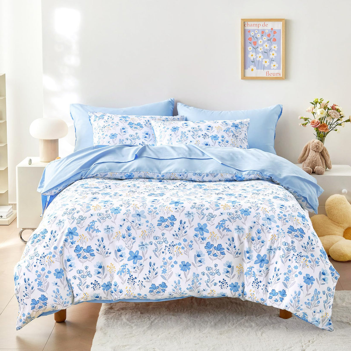 Wake In Cloud twin floral comforter with colorful flowers for girls' room.