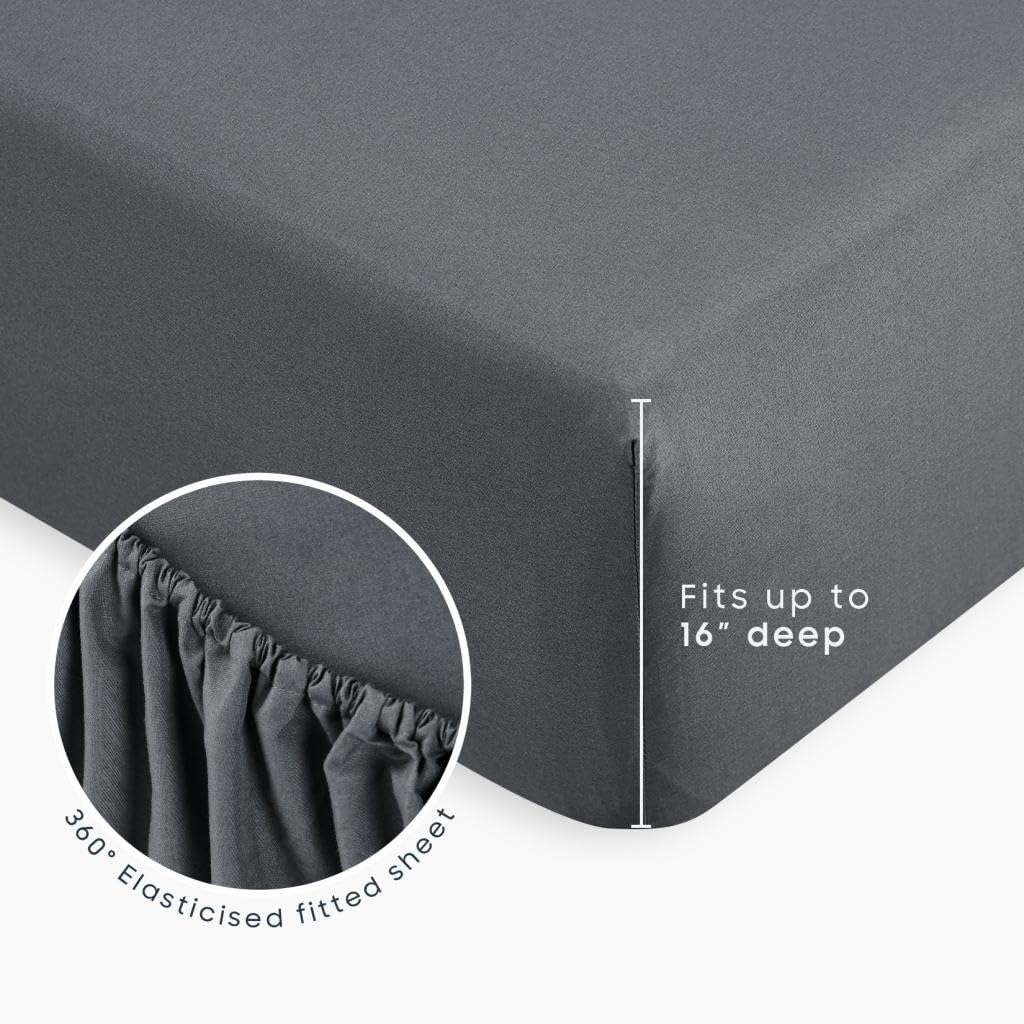 Wake In Cloud fitted sheet with elastic ensures a snug twin mattress fit
