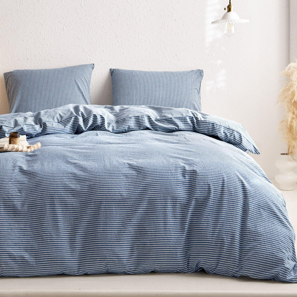Wake In Cloud washed cotton texture bedding feels soft and durable for daily use