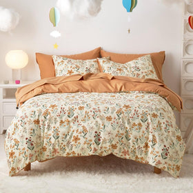 Wake In Cloud floral comforter with colorful blossoms for cozy kids’ nights.