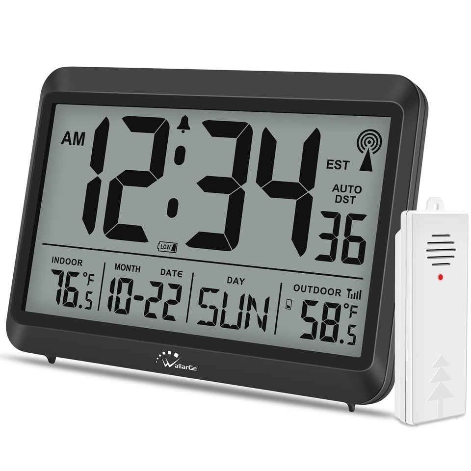 WallarGe Atomic Clock front display offers quick, clear time readability.