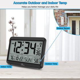 WallarGe large digital display shows time, date, and temperatures clearly.
