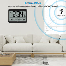 WallarGe Atomic Clock displays four time zones for multi-location planning.