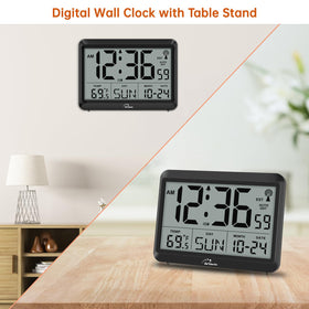 WallarGe Atomic Digital Wall Clock battery compartment reminds replacing three AAA batteries.