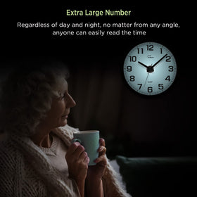WallarGe battery operated clock free of cords
