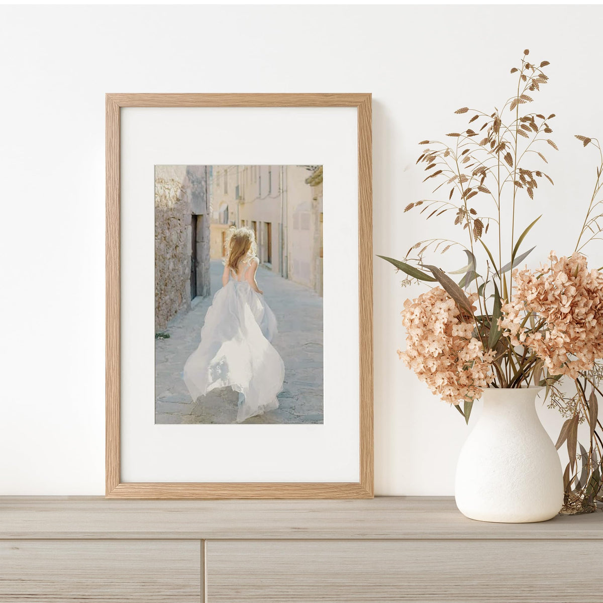 wallwisy vertical or horizontal display ready for wall mounting