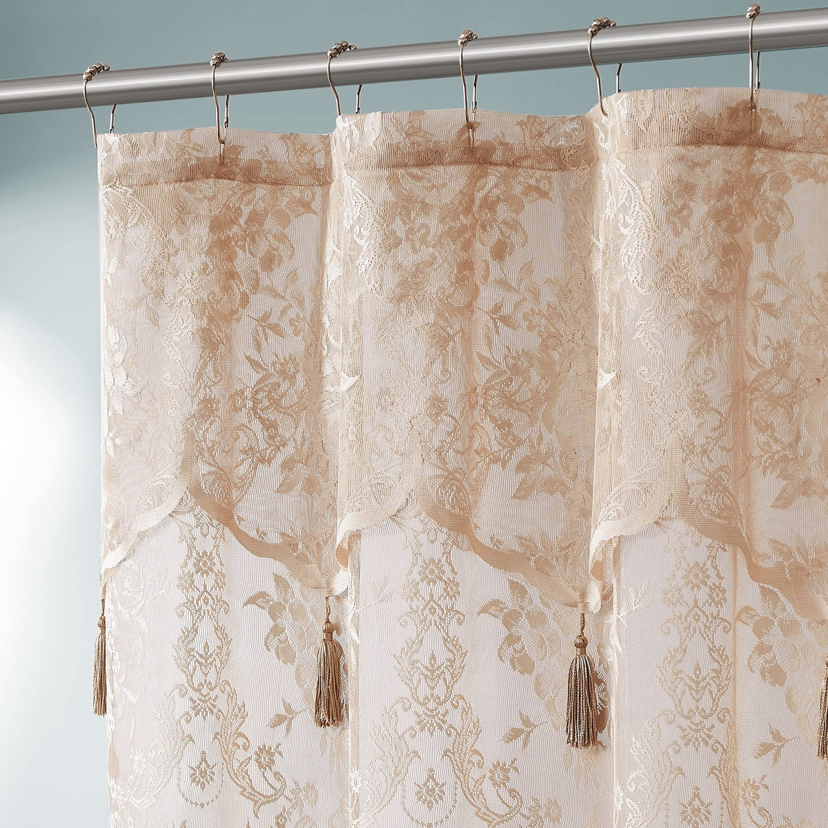 Warm Home Designs rose lace pattern adds timeless charm to bathroom décor.