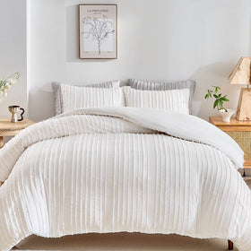 WARMDERN White Boho Duvet Cover King front view shows striped tufted texture for cozy style.