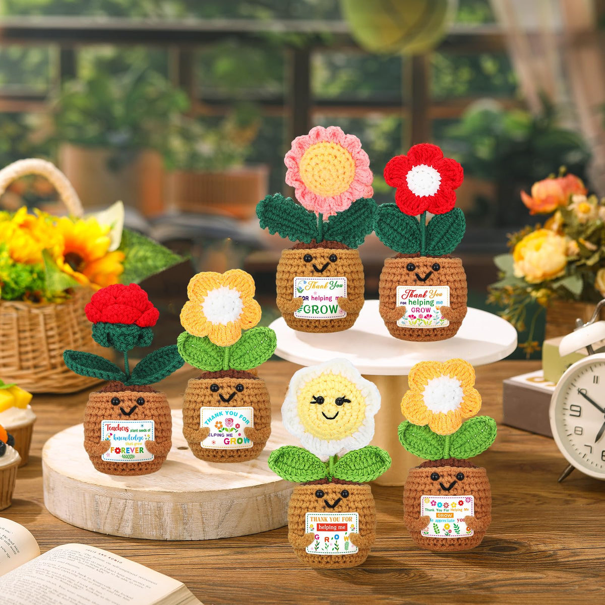Wavwavw small crochet flower adds color to desks and gift tags