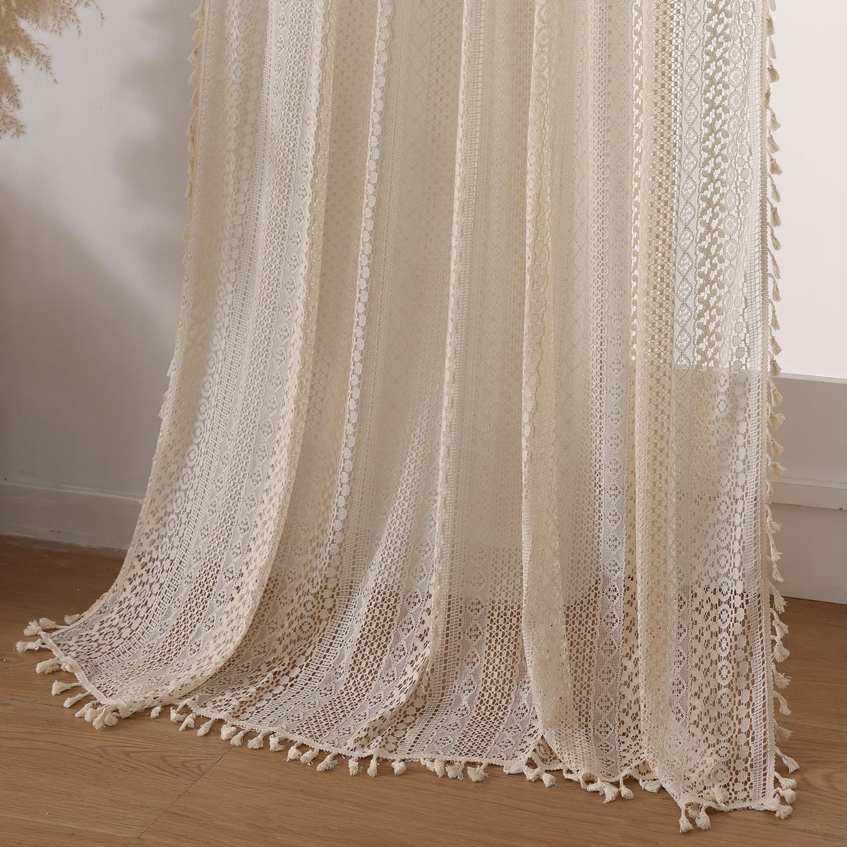 WAZZIO vintage-inspired design pairs with farmhouse, coastal, or modern interiors.