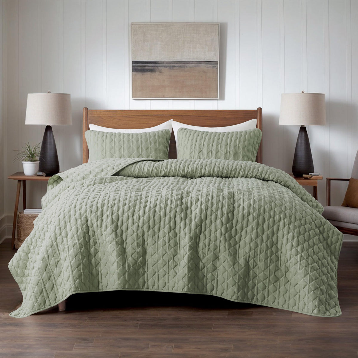 WDCOZY California King quilt with shams adds soft, breathable comfort to the bed.