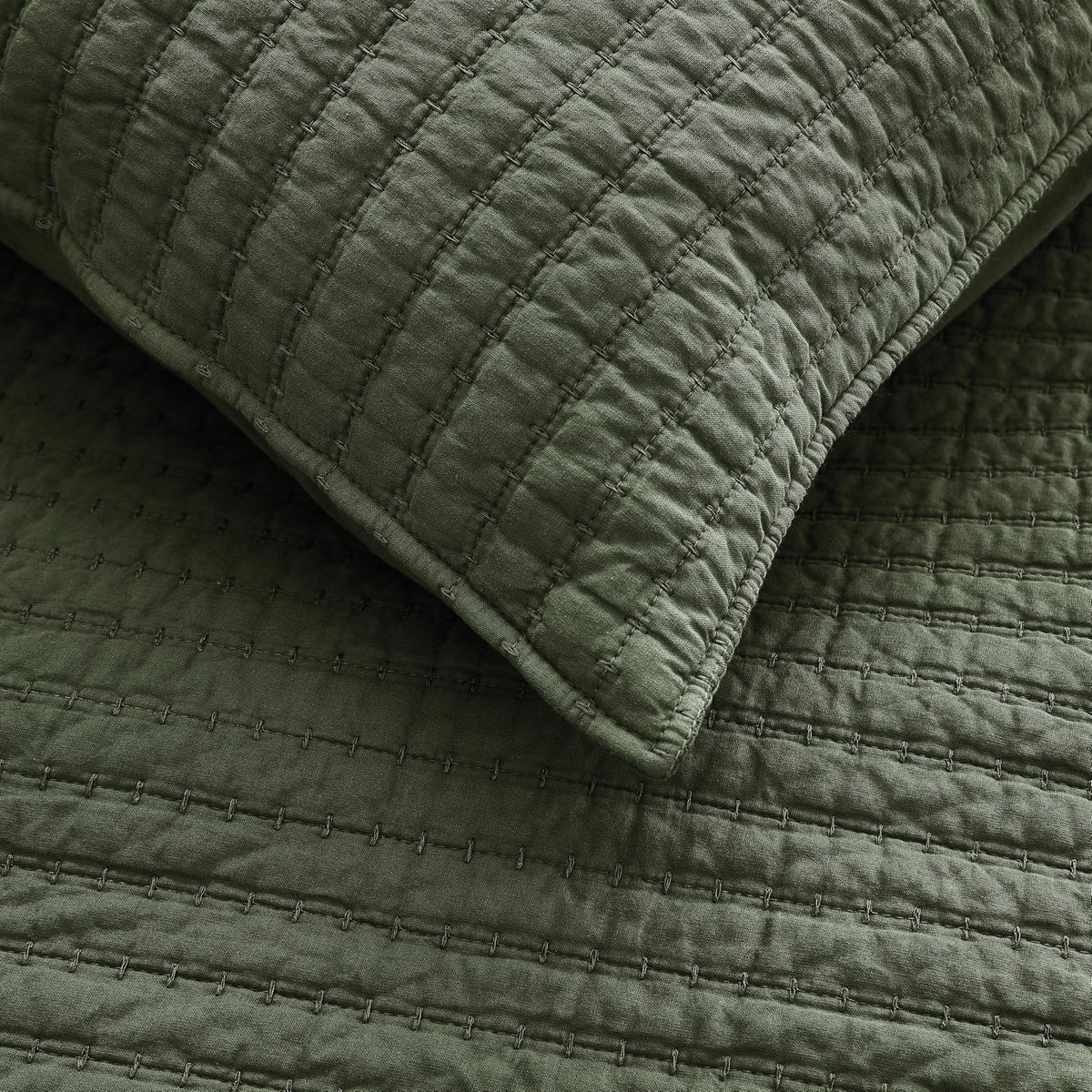 WDCOZY cotton gauze close-up highlights soft, breathable fabric and pre-washed feel.
