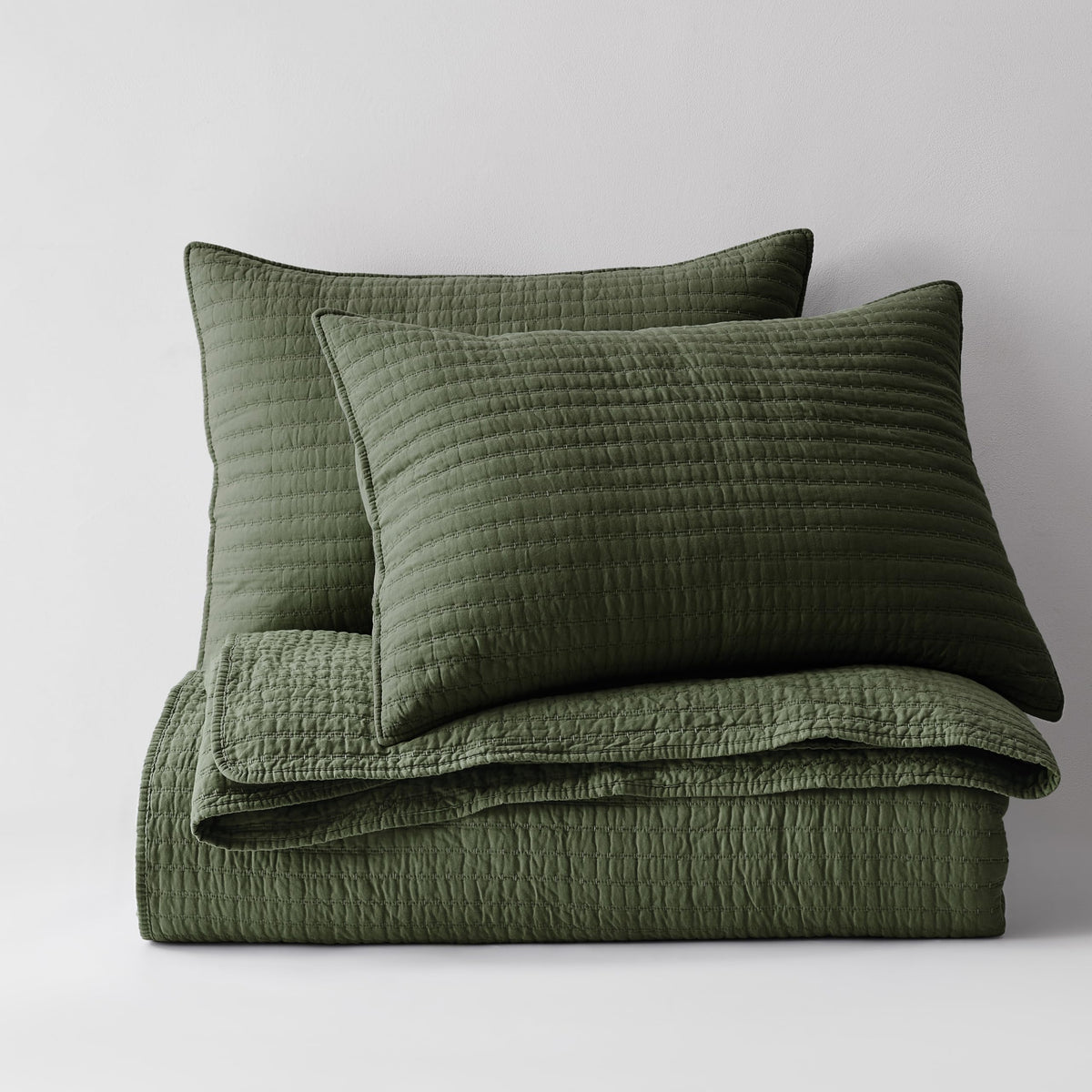 WDCOZY durable easy care fabric resists pilling and fading