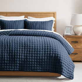 WDCOZY navy blue twin quilt coverlet for a calm, easy-to-match bed setup