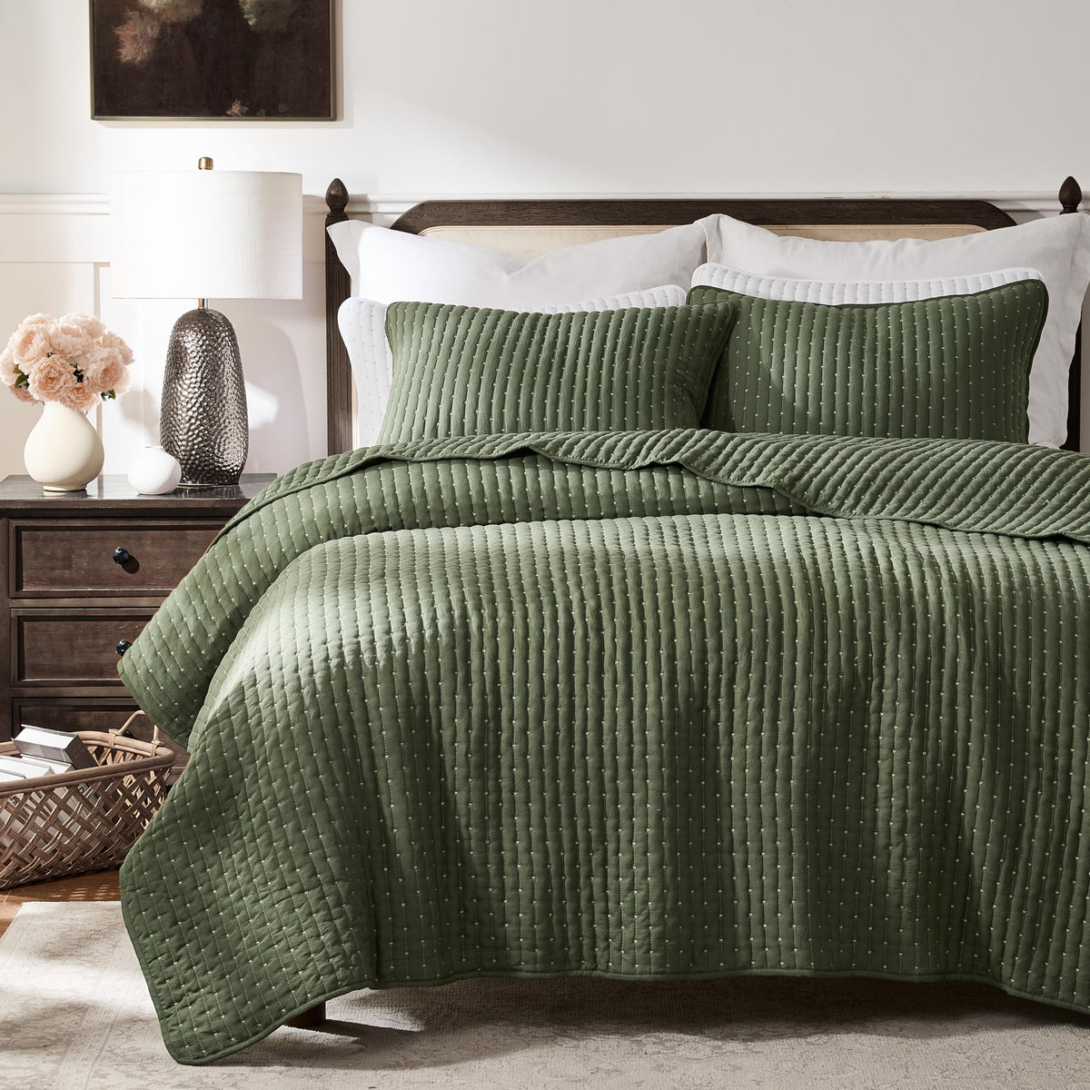 WDCOZY olive green cross stitch quilt, queen size, adds cozy farmhouse charm.