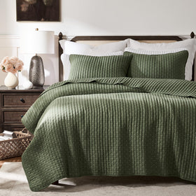 WDCOZY olive green cross stitch quilt, queen size, adds cozy farmhouse charm.