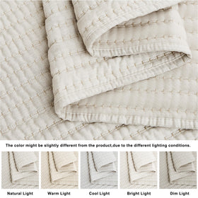 WDCOZY pick-stitch with scalloped edges elevates bedroom decor