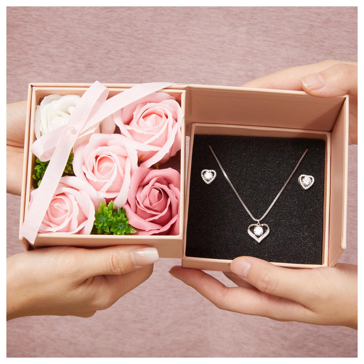 WDS WONDROUS earrings detail with zircon accents for refined wear.