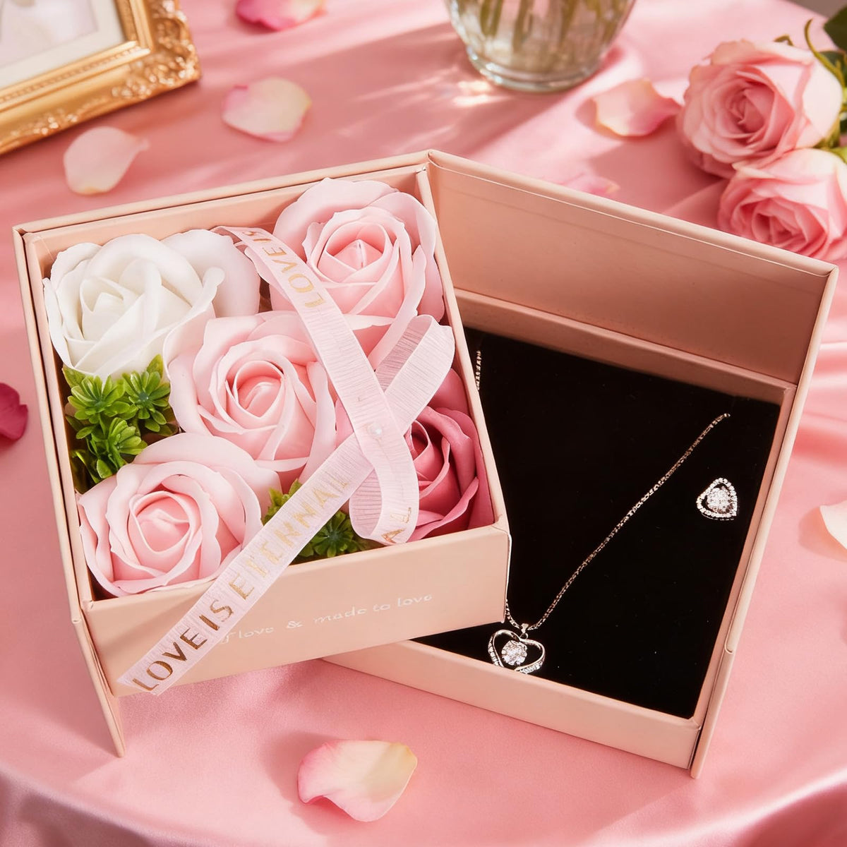 WDS WONDROUS gift-box-closeup, decorative packaging for special occasions.