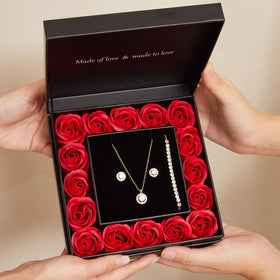 WDS WONDROUS preserved rose necklace for lasting daily elegance