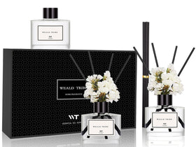 WEALD TRIBE Ocean bottle scent evokes sea breeze and sun-soaked rooms.