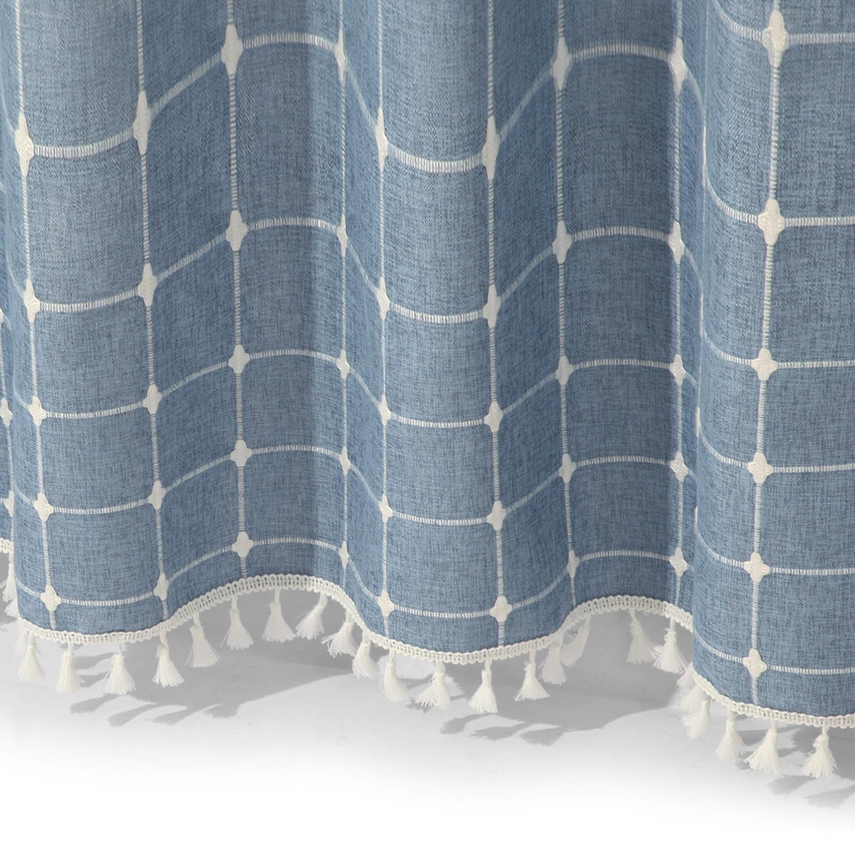 WEGOMA curtain curved-rod fit provides full coverage and drape.