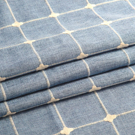 WEGOMA water-resistant fabric curtain is easy to clean.