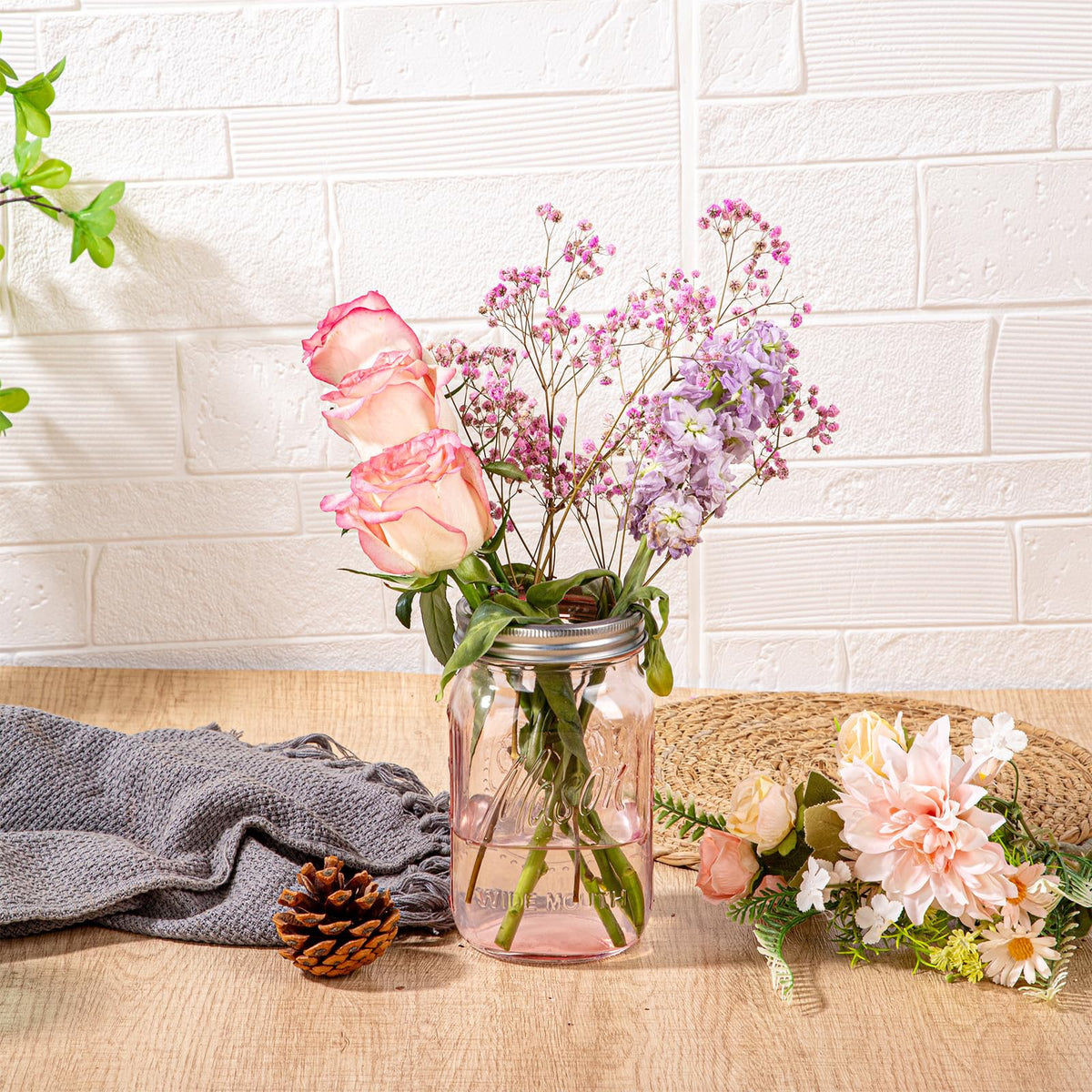 WELLIFE decorative jars suitable for gift-worthy displays