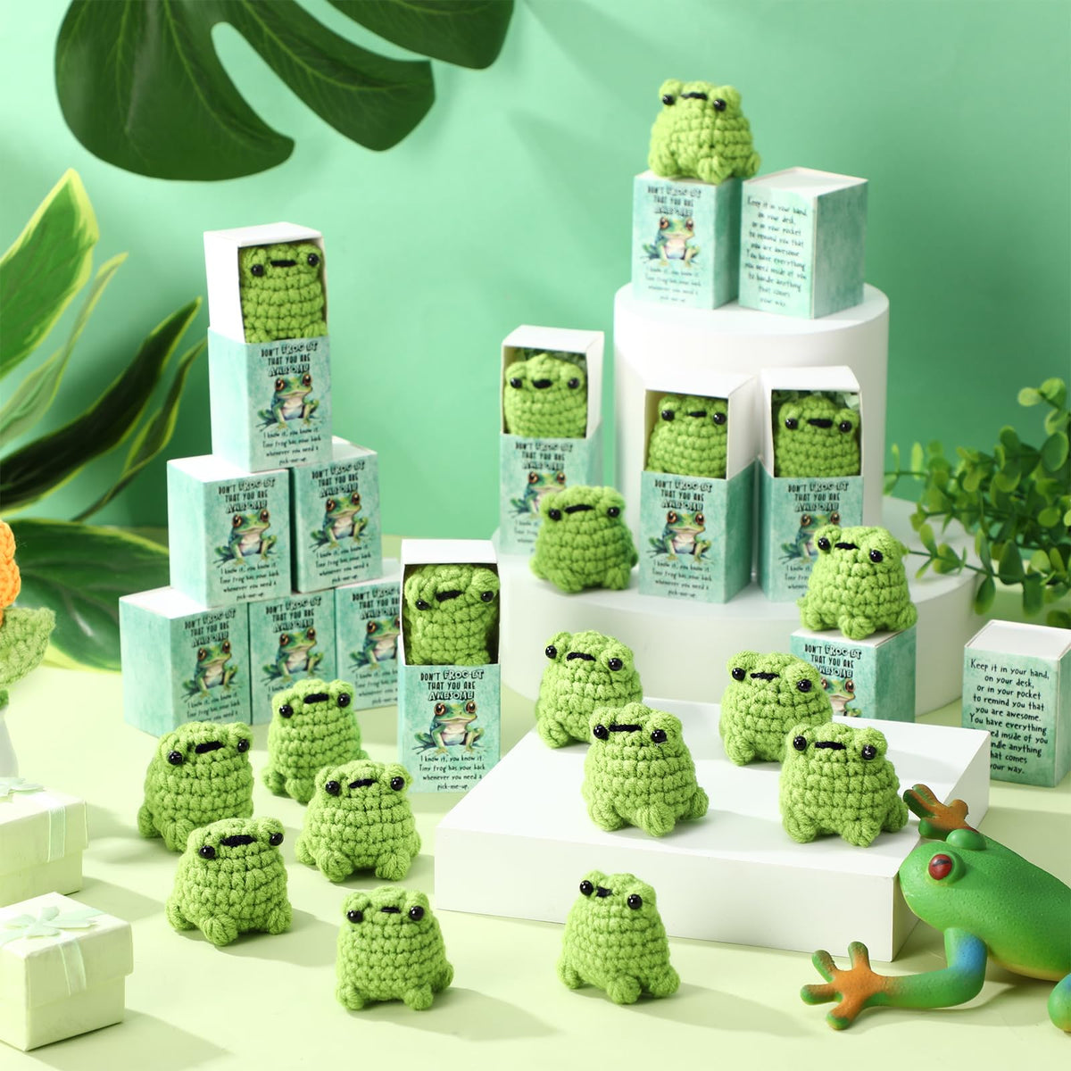 Wettarn cardboard gift boxes with clear printed design.