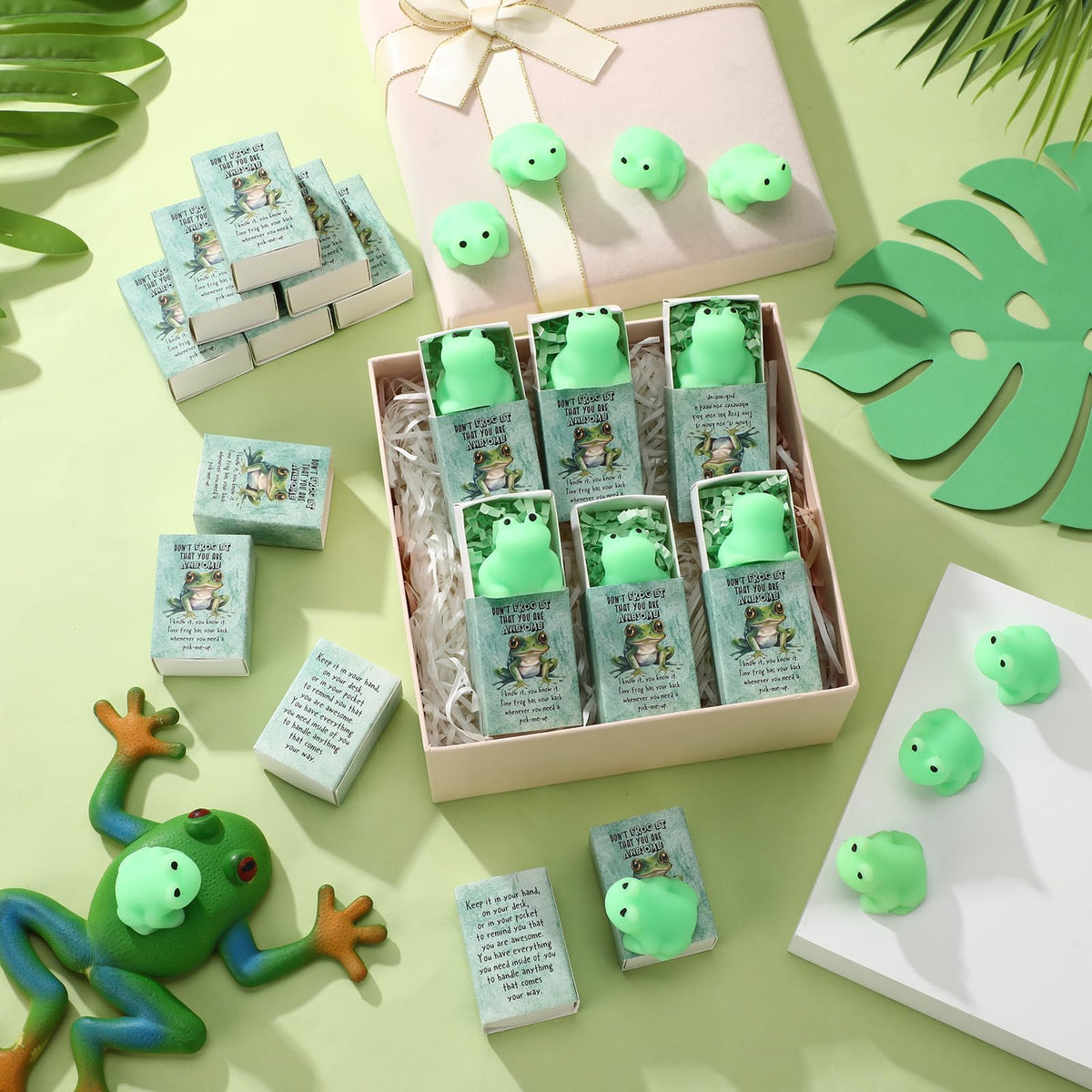 Wettarn green frog design on a desk-friendly stress ball