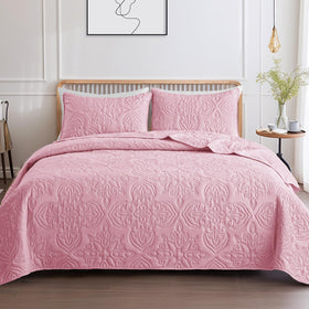 Whale Flotilla soft twin quilt in pink highlights breathable microfiber for all-season comfort.