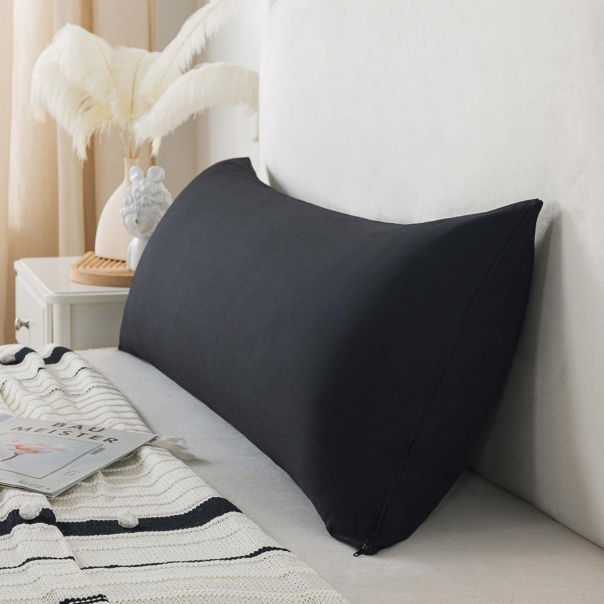 WhatsBedding breathable cotton cover close-up showing cooling, dust-repelling fabric